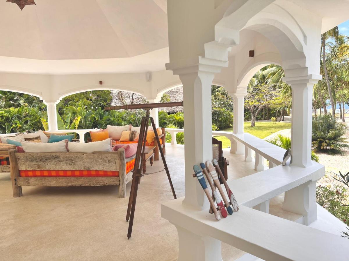 Zumzum Beach House Bed & Breakfast Kinondo Dış mekan fotoğraf