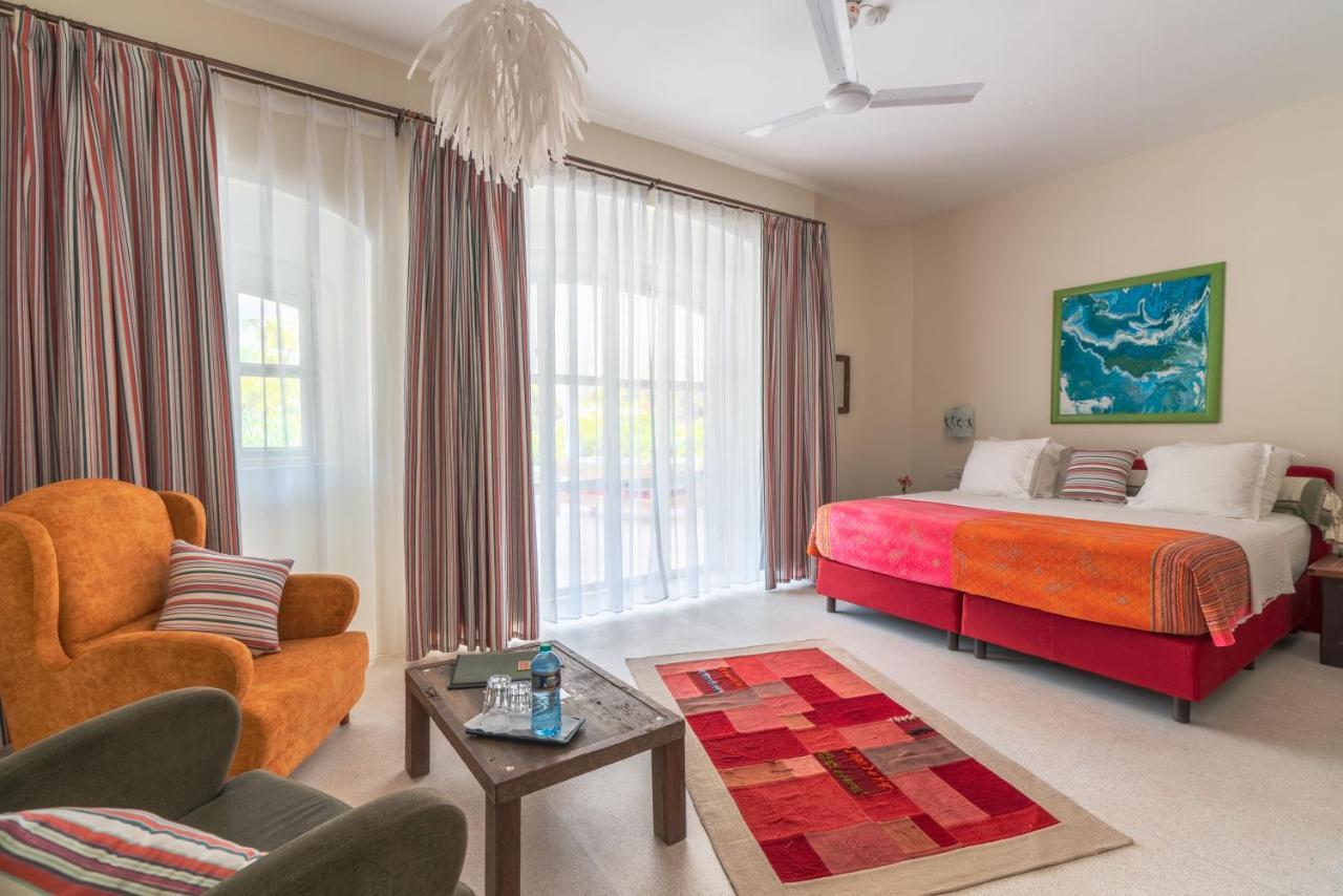 Zumzum Beach House Bed & Breakfast Kinondo Dış mekan fotoğraf
