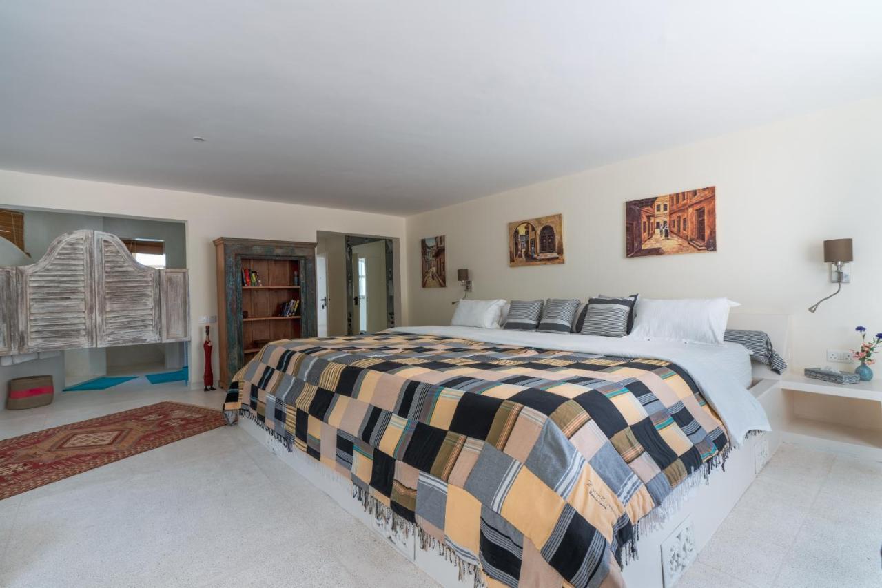 Zumzum Beach House Bed & Breakfast Kinondo Dış mekan fotoğraf